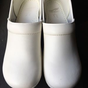 White Women’s Danskos Size 40